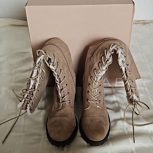 Just Fab Asher Sherpa-Lined Lace-Up Heel Boots Taupe 8.5 - Picture 11 of 16